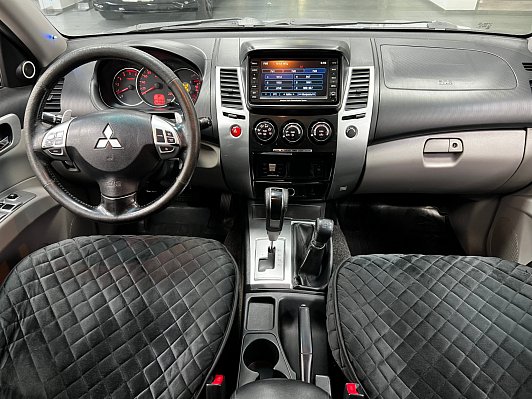 Mitsubishi Pajero Sport Ultimate S08, 2011 года, пробег 264438 км