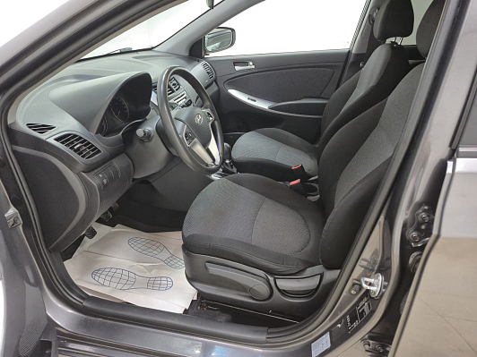 Hyundai Solaris Active, 2013 года, пробег 178301 км