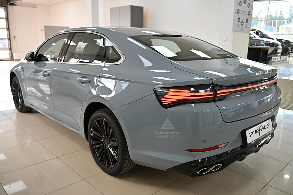 Geely Preface Flagship, серый