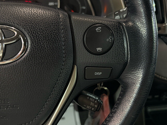 Toyota RAV4, 2015 года, пробег 136920 км
