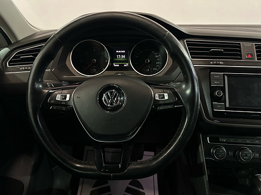 Volkswagen Tiguan Highline, 2018 года, пробег 130094 км