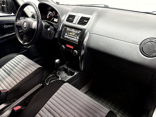 Suzuki SX4 GLX, 2010 года, пробег 233000 км