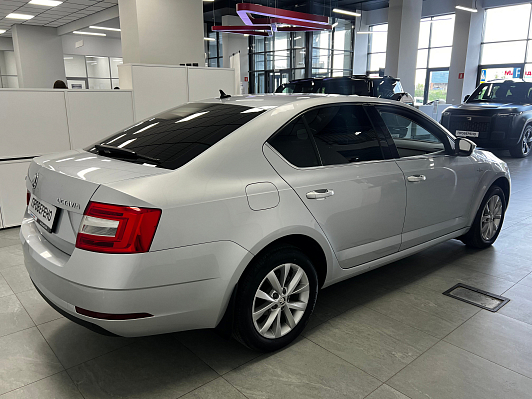 Skoda Octavia Hockey Edition, 2020 года, пробег 105000 км