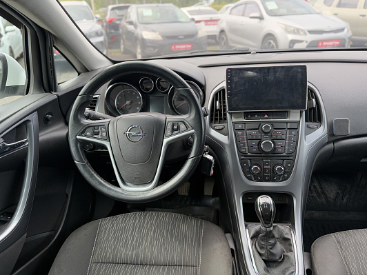 Opel Astra Cosmo, 2013 года, пробег 147217 км