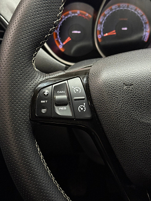 Lada (ВАЗ) Vesta Luxe Multimedia, 2018 года, пробег 115000 км