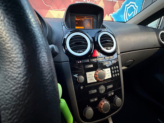 Opel Corsa, 2013 года, пробег 112244 км