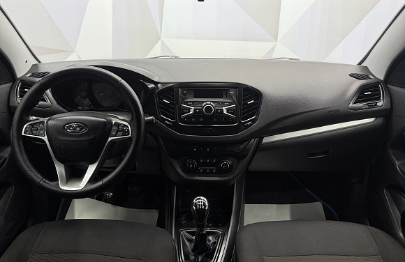 Lada (ВАЗ) Vesta, 2019 года, пробег 211288 км