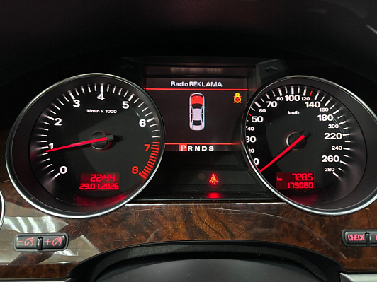 Audi A8, 2006 года, пробег 179064 км