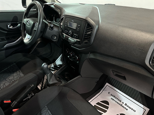 Lada (ВАЗ) XRAY Comfort, 2019 года, пробег 65000 км