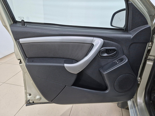 Renault Duster Expression, 2013 года, пробег 203203 км