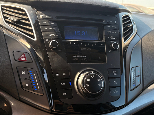 Hyundai i40 Lifestyle Plus, 2014 года, пробег 196652 км