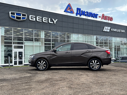 Lada (ВАЗ) Vesta Luxe Multimedia (2019-2021), 2017 года, пробег 206943 км