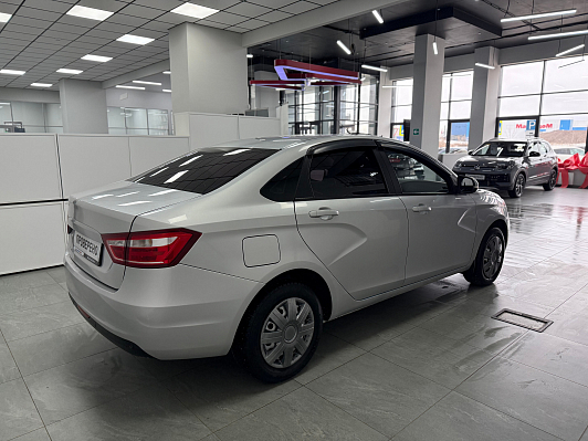 Lada (ВАЗ) Vesta Comfort Light, 2017 года, пробег 191000 км