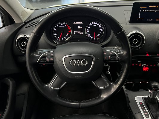 Audi A3 Ambiente, 2015 года, пробег 279296 км