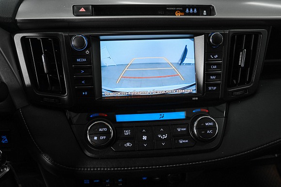 Toyota RAV4, 2017 года, пробег 187660 км