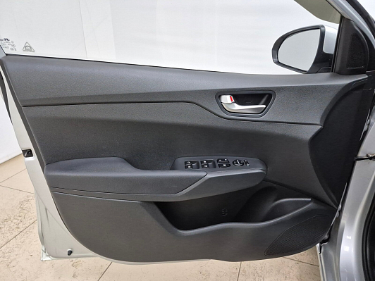 Hyundai Solaris Специальная Серия "Sportline" Comfort + Winter, 2021 года, пробег 111260 км