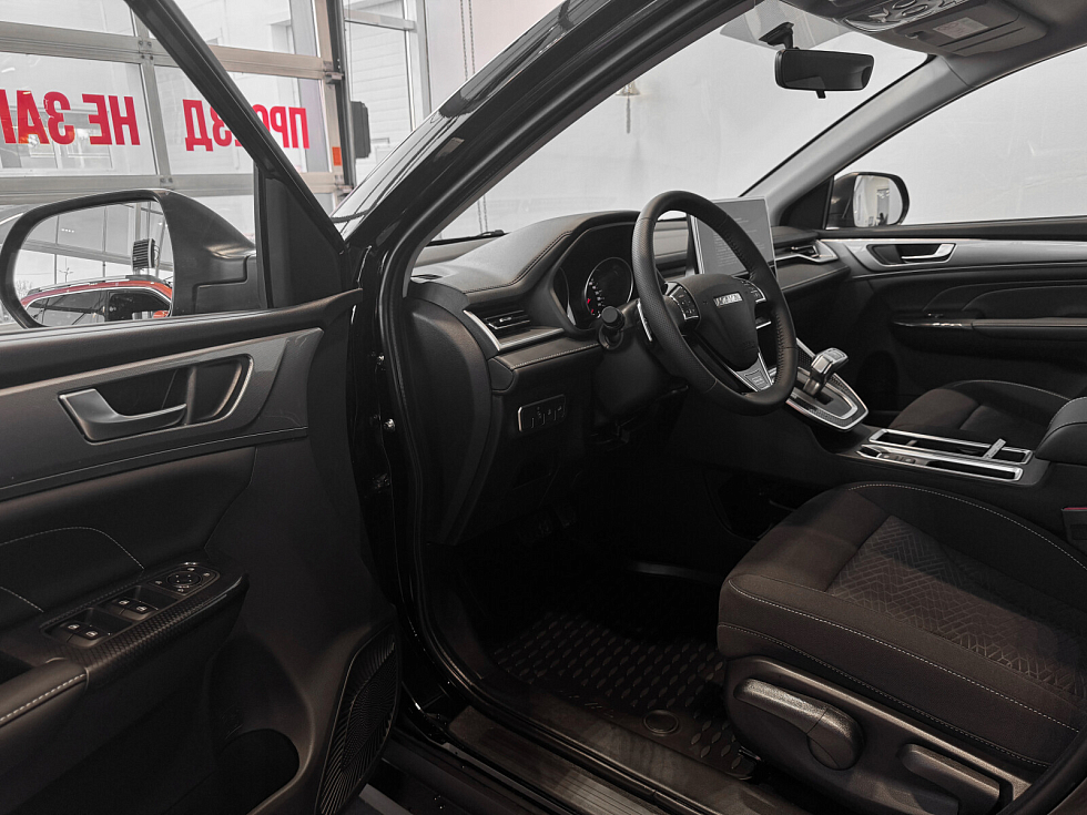 Haval M6 Family, черный