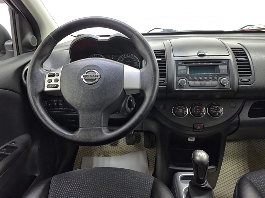 Nissan Note Luxury, 2012 года, пробег 101048 км