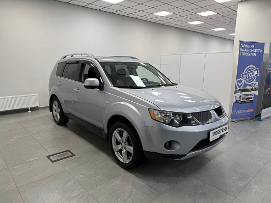 Mitsubishi Outlander Intense, 2008 года, пробег 157530 км