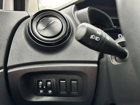 Renault Kaptur Life, 2017 года, пробег 109500 км