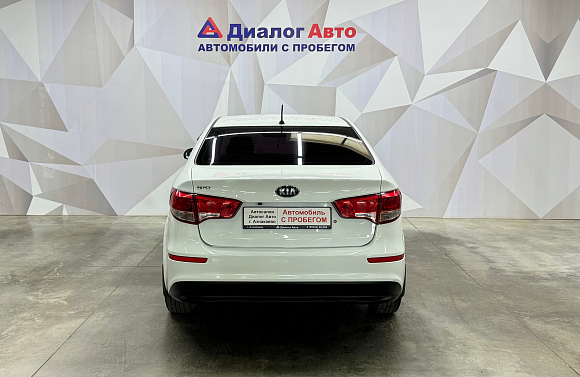Kia Rio, 2016 года, пробег 111806 км