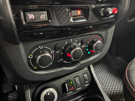 Renault Duster Privilege, 2017 года, пробег 163680 км
