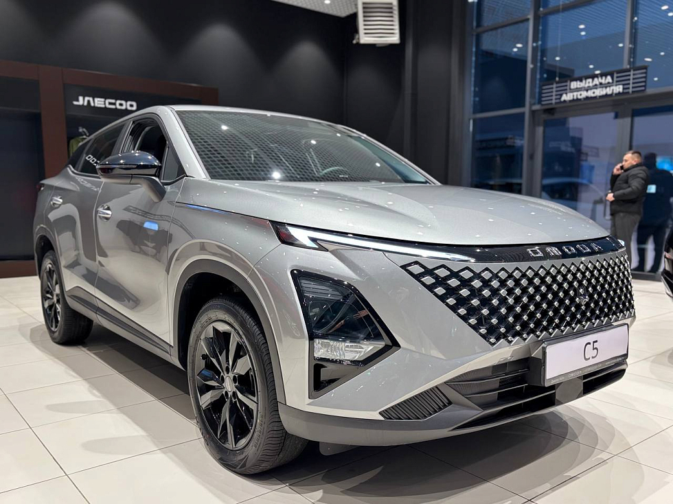 Omoda C5 Drive, серебряный