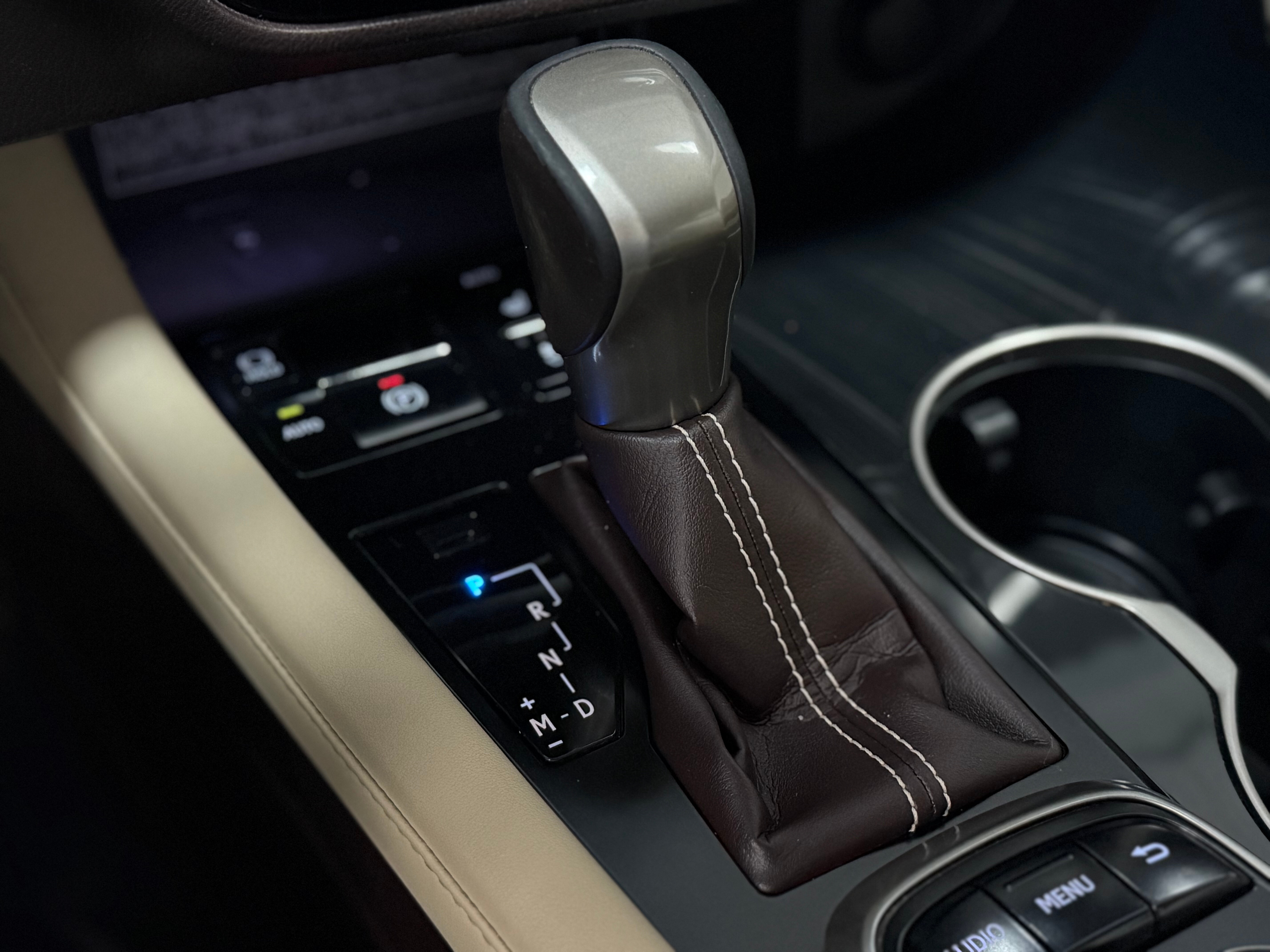 Lexus RX BLACK ROYAL, 2018 года, пробег 74835 км