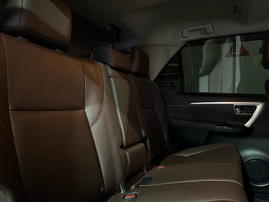 Toyota Fortuner Престиж, 2017 года, пробег 138000 км