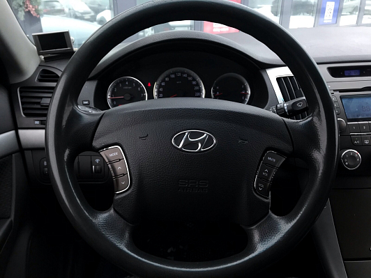 Hyundai Sonata, 2008 года, пробег 305000 км