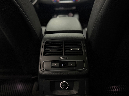 Audi A4 Advance 35 TFSI S tronic, 2015 года, пробег 131310 км