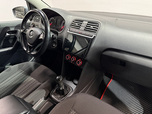Volkswagen Polo Allstar, 2020 года, пробег 116000 км
