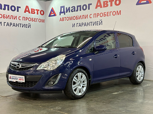 Opel Corsa Color Edition, 2011 года, пробег 141000 км