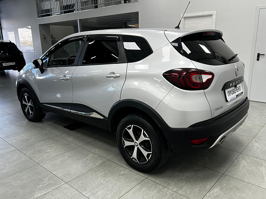 Renault Kaptur Drive, 2019 года, пробег 79000 км