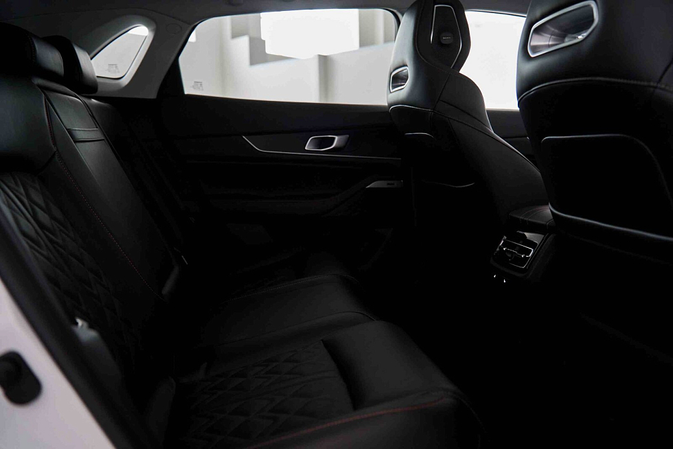 Changan UNI-K Техно, белый