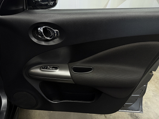 Nissan Juke SE+, 2012 года, пробег 139800 км