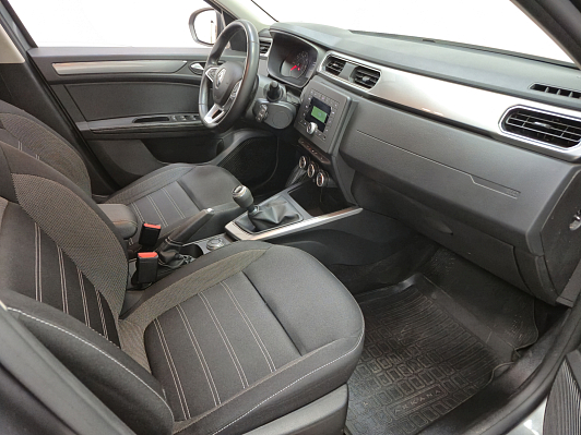 Renault Arkana Drive, 2021 года, пробег 32030 км