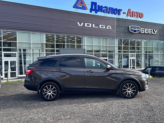 Lada (ВАЗ) Vesta Luxe, 2021 года, пробег 128814 км
