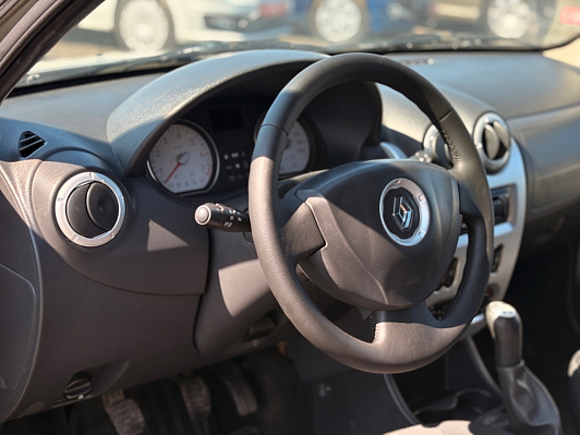 Renault Sandero Prestige, 2012 года, пробег 325322 км