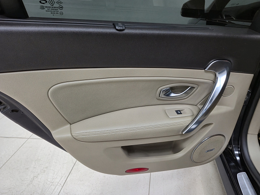 Renault Latitude Privilege, 2012 года, пробег 234550 км